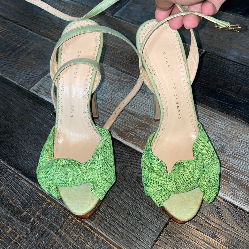 Charlotte Olympia Green Pump
